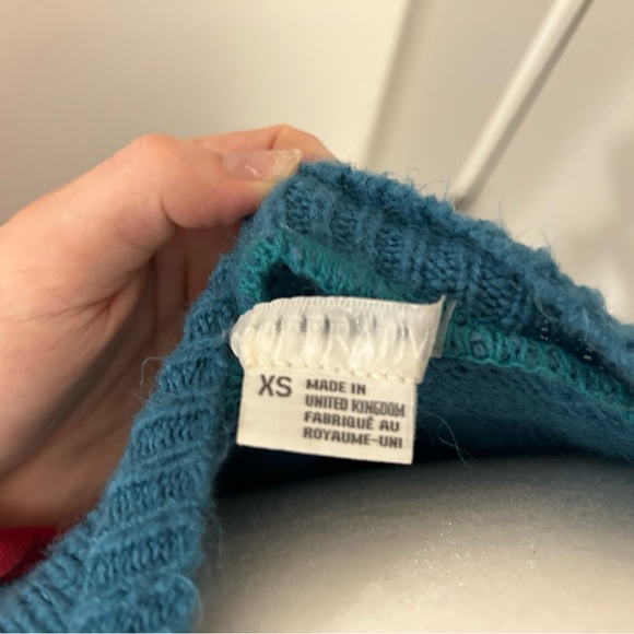 UO/Cooperative Cropped Blue Sweater - Picture 3 of 4